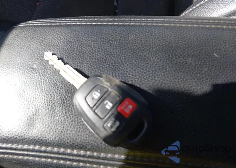 2014 Toyota Corolla S Plus из США, поврежденный, VIN 2T1BURHE0EC067194